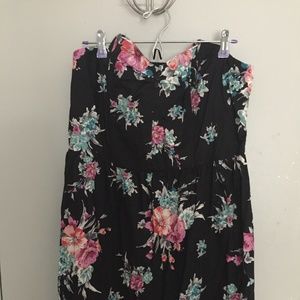 Black floral strapless dress - Perfect for Spring!
